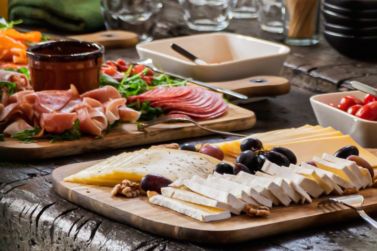 lunch: kaas- en vleesplank